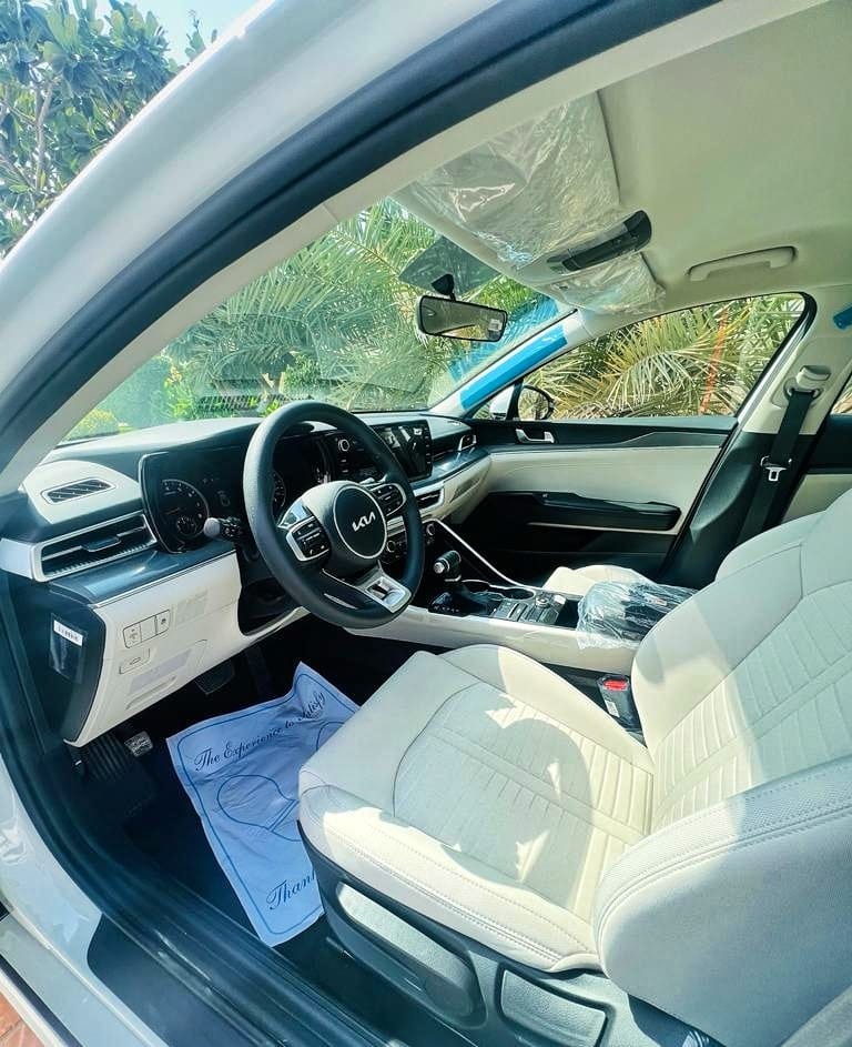 Rent K5 2023 in Dubai