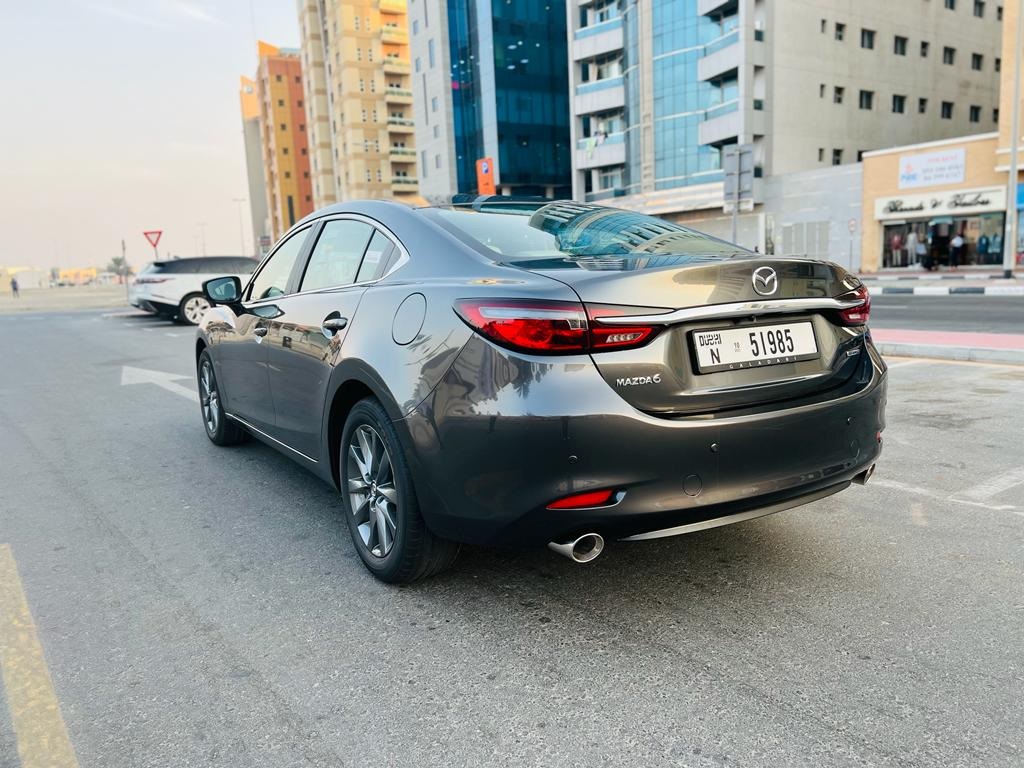 Rent 6 2023 in Dubai